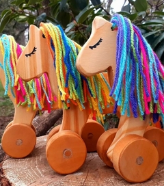 arrastre caballo arcoiris - comprar online