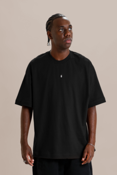 Camiseta Oversized Essencial QUEMBH - loja online