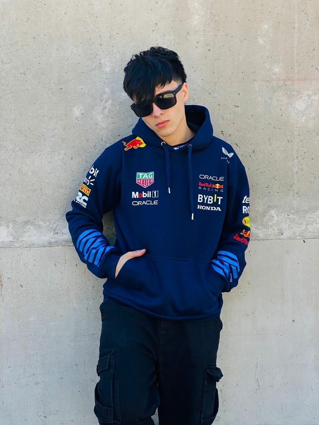 Buzo red bull hotsell