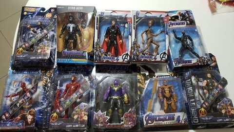 Muñecos superheroes articulados hot sale