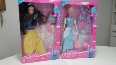 Barbie Princesa 30cm Muñeca Juguete Varios Modelos Disney - comprar online