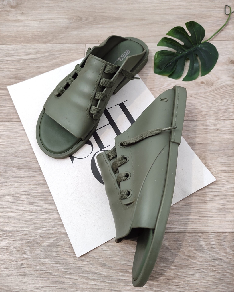 Melissa ulitsa slide store