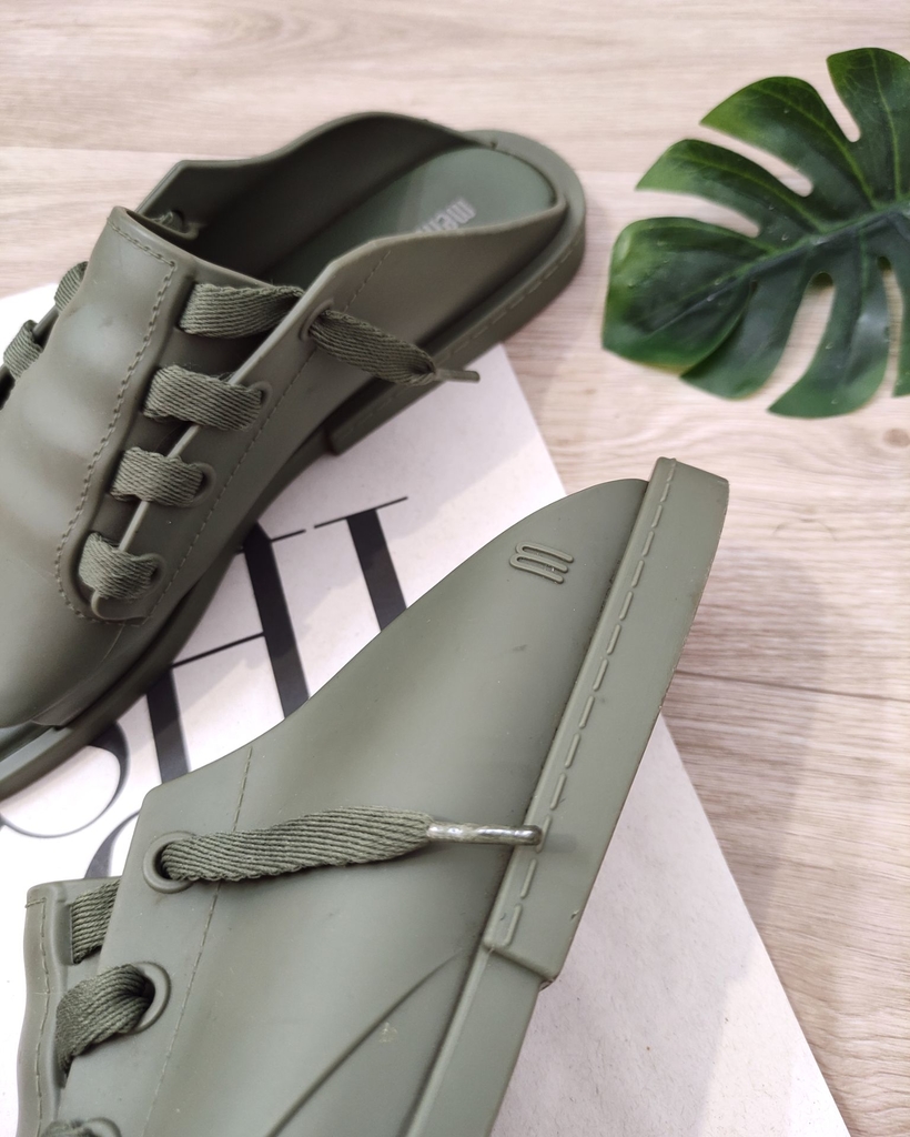 Melissa outlet ulitsa slide