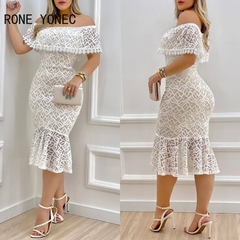 Vestido de Renda longo Elegante com Babado e Ombro a Ombro.