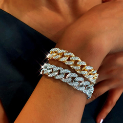 Pulseira Dourada e Prata com Strass para Mulheres, Jóia Linda e Elegante Kimberlym. - Clube das Coisas - Tudo para Você ficar mais Linda e Sexy