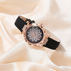 Relógio Feminino analógico Mary, com kit joias de 4 peças. - comprar online