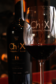 Vinho CH&X Edição Limitada 50 anos Cabernet Franc 750ml + Kit Especial (Caixa Especial + 2 Taças) - My Winery