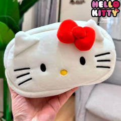 Estojo Pelúcia Hello Kitty