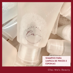 Shampoo para limpeza de pincéis e esponjas