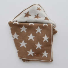 MANTA REVERSIBLE STARS CHOCOLATE Y NATURAL