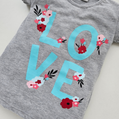 REMERA NIÑA LOVE GRIS - comprar online