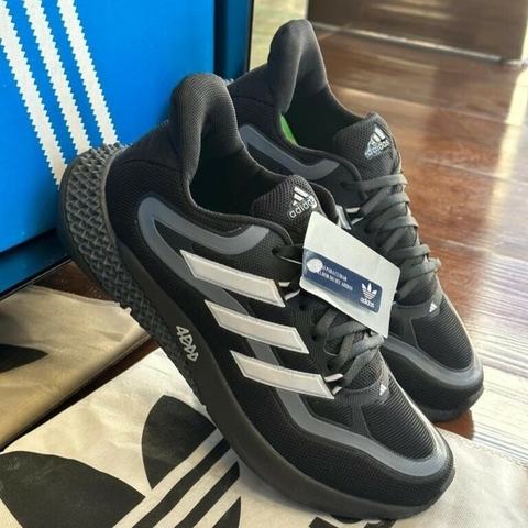 Tênis Adidas Super Star Branco e Preto - Flozz Company