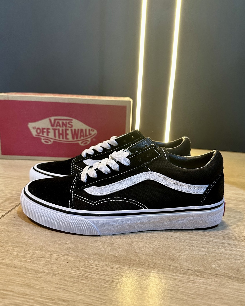 Tênis VANS Old Skool Classic