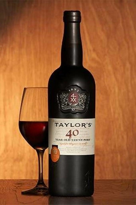 Vinho Porttuguês Tinto Taylors Porto 40 Anos 750ml - loja online