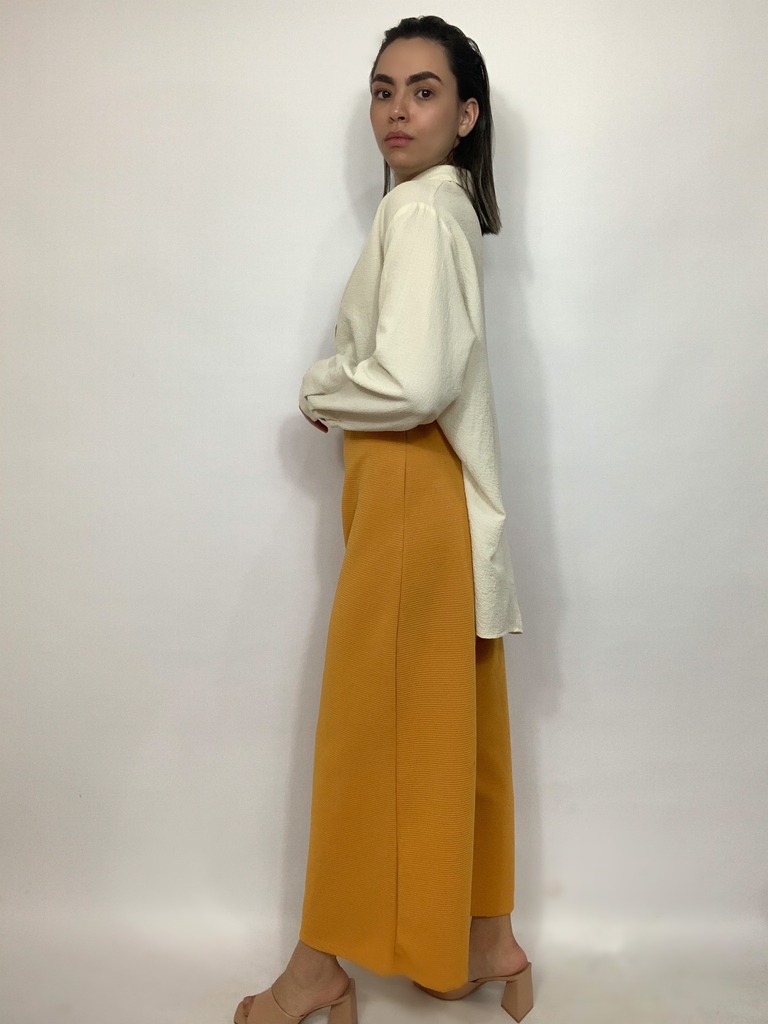 Calça pantalona store listrada marisa