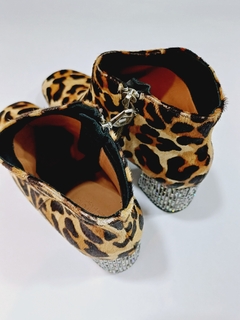 Imagen de BOTAS JAZMIN CHEBAR PRINT 39