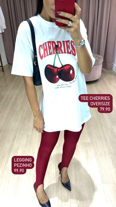 Tshirt oversize Cherries na internet