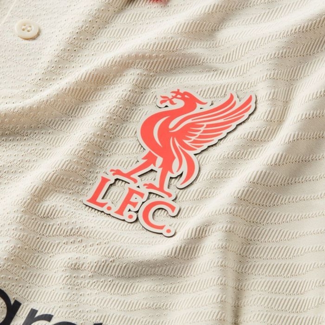 Camisa Liverpool II Away 21/22 Patch Uefa Champions Jogador Nike Masculina  - Branco