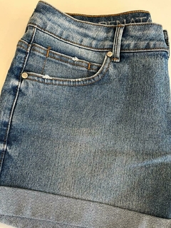 SHORTS JEANS CELETISTA BARRA DOBRADA RENATA MONTEIRO 357 - loja online