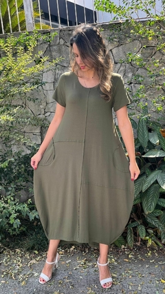 VESTIDO MULLET RECORTES VERDE MILITAR - comprar online