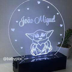 LUMINÁRIA ACRÍLICO REDONDA - BABY YODA| L055 - comprar online