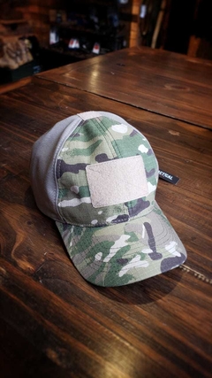 Gorra operador combinada multicam regulable