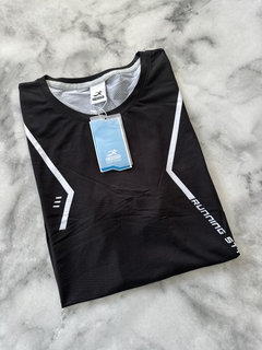 Remera I-Run unisex dry fit en internet