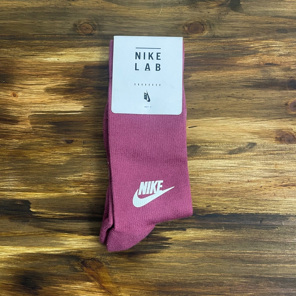 Meia hotsell nike camuflada