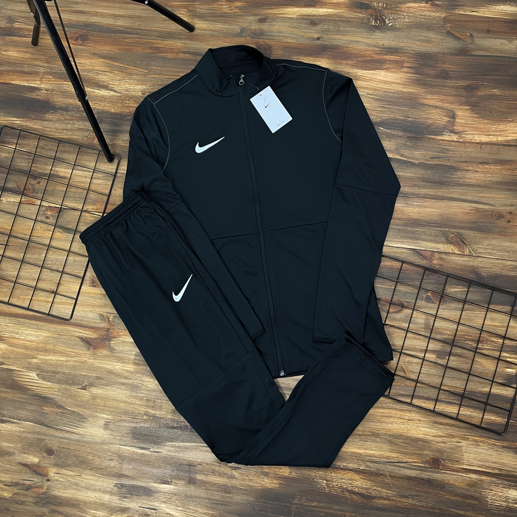 Dry park sales 18 nike