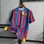 camisa-barcelona-fcb-retro-classic-home-i-2005-2006-masculina-man-male-torcedor-fan-azul-blue-vermelha-red-ronaldinho-gaucho-puyol-xavi-iniesta-belletti-deco-messi-etoo-larsson-6