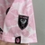 camisa-inter-miami-bape-rosa-2023-masculina-modelo-torcedor-fan-soccer-lionel-messi-david-beckham-jordi-alba-busquets-suarez-6