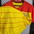 camisa-lens-2022-2023-22-23-masculina-modelo-torcedor-fan-amarela-vermelha-listrada-fofana-haidara-david-costa-8