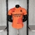 camisa-real-madrid-y-3-fourth-iv-roxa-preta-laranja-2024-quarta-camisa-modelo-player-masculina-jude-bellingham-rodrygo-vini-jr-kroos-modric-valverde-7
