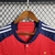 camisa-universidad-chile-la-u-away-ii-23-24-2023-2024-masculina-modelo-fan-torcedor-vermelho-vermelha-8