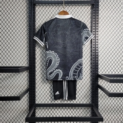 Camisa + Shorts Infantil Unissex Real Madrid Edição Especial 2023/2024 Adidas - Preto