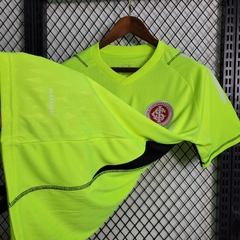 Camisa Internacional Goleiro 2023/2024 Torcedor Adidas Masculina - Verde Fluorescente - CAMISAS DE FUTEBOL TAILANDESAS 1.1 - 12multimarcas