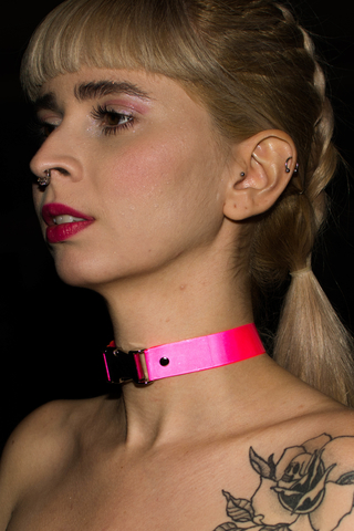 CHOKER FLASH LUXO PINK