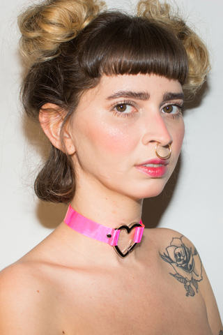 CHOKER STUPID LOVE PINK