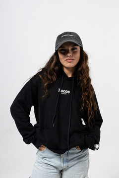 Buzo semi-oversized Locos Tribuna - Negro - tienda online