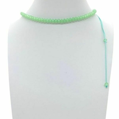 Choker Amaea de Cristal Facetado Verde Abacate em Macramê de 4mm 