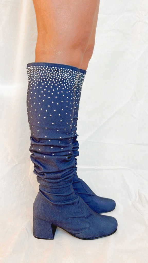 Jeans con bucaneras new arrivals