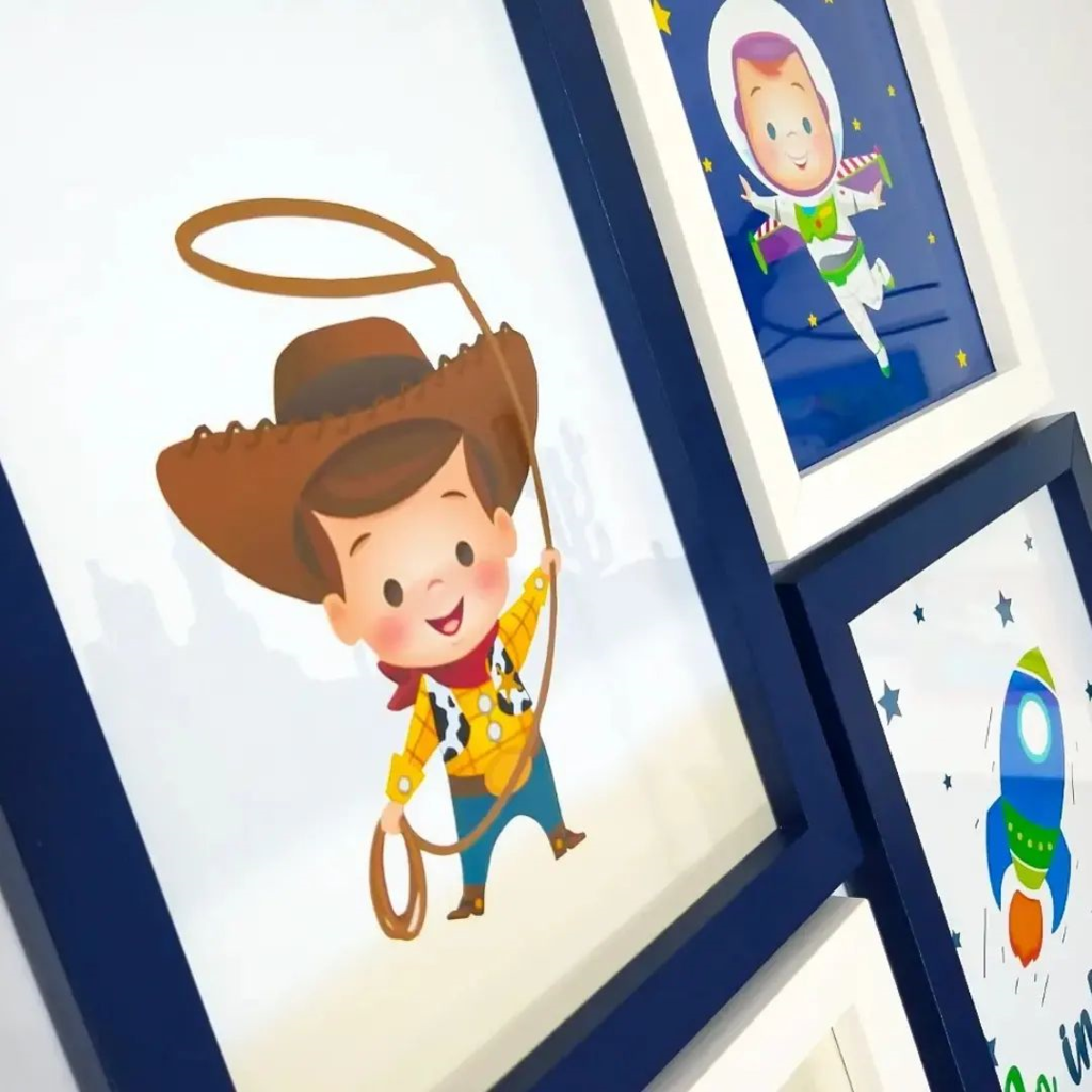 Kit com 3 Quadros Decorativos Toy Story - Ao Infinito e Além