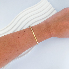 Bracelete Slim Liso Banho de Ouro 18k