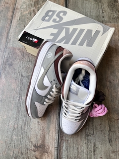 Tênis SB dunk low 10/15 dias para você receber - comprar online