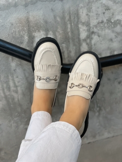 Mocassim Isabella Off White - comprar online