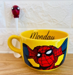 SPIDERMAN MONDAY CON CUCHARA ARTESANAL