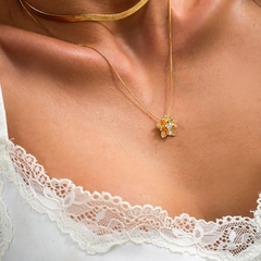 CONJUNTO FLOR TRABALHADO COM CRISTAL - buy online