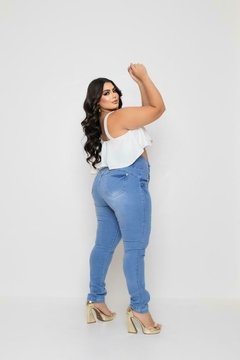 Calça jeans cós triplo Lycra clara na internet