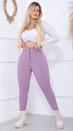 CALÇA LEGGING CANELADA LAVANDA