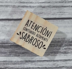 SELLO 4X4 CM - ATENCION CONTENIDO ALTAMENTE SABROSO - CC06